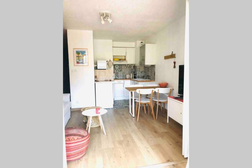 סנרי-סור-מר La Petite Pinede Studio Climatise Proche Plage מראה חיצוני תמונה