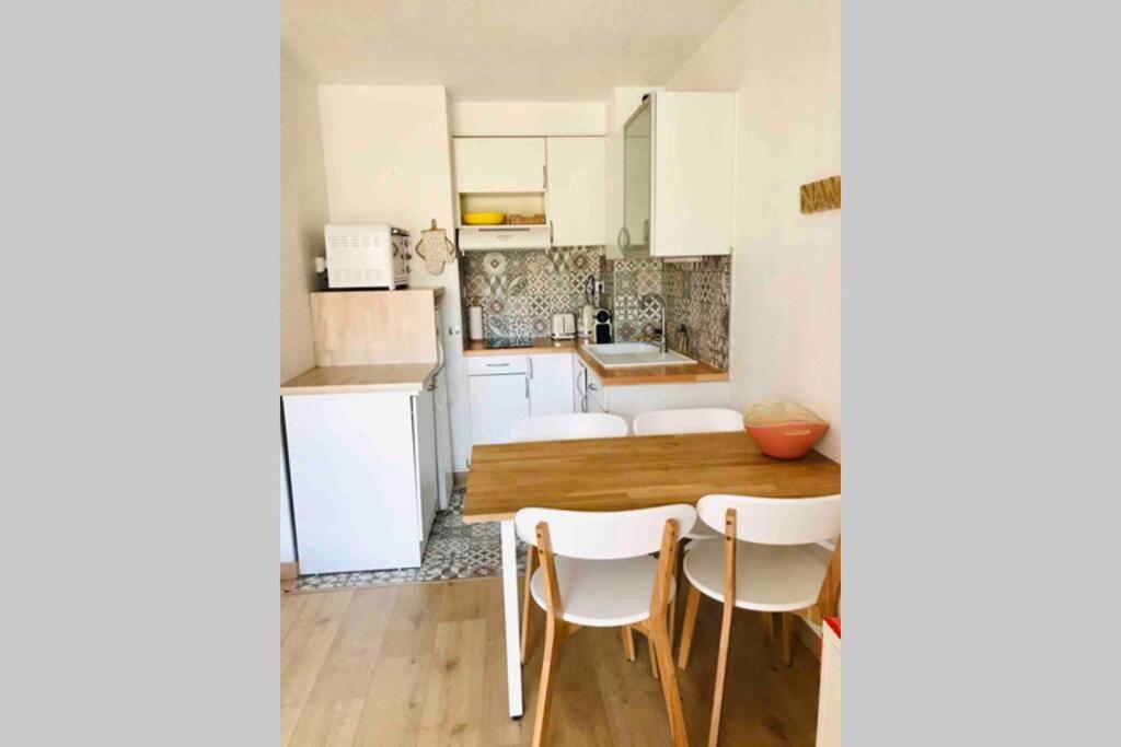 סנרי-סור-מר La Petite Pinede Studio Climatise Proche Plage מראה חיצוני תמונה